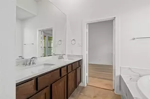 1052 Shl Crk Trl, Conroe, TX 77304 - Photo 25