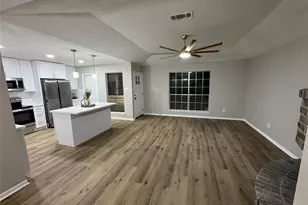 2514 33rd Ave N, Texas City, TX 77590 - Photo 9