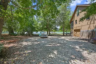 99 Lakeview Dr, Huntsville, TX 77320 - Photo 29