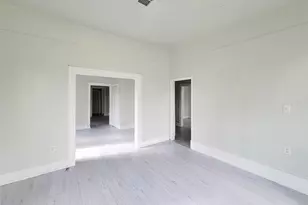 2405 Pannell St, Houston, TX 77026 - Photo 5