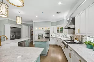 597 Piney Point Rd, Piney Point Village, TX 77024 - Photo 7