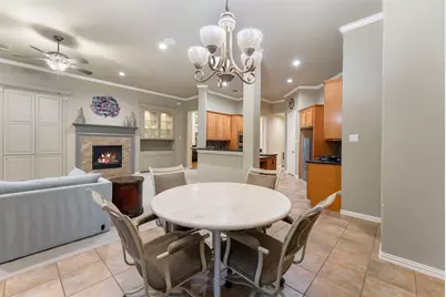 14 Mystic Pines Court, The Woodlands, TX 77382 - Photo 11