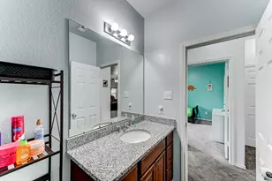 9850 Hunter Spgs Dr, Conroe, TX 77306 - Photo 33