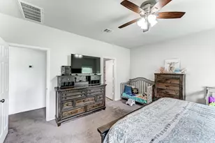9850 Hunter Spgs Dr, Conroe, TX 77306 - Photo 21