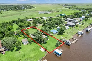 2172 County Rd 297, Sargent, TX 77414 - Photo 19