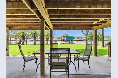 2172 County Road 297, Sargent, TX 77414 - Photo 33