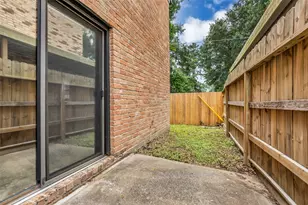 9207 Barr Cir, Houston, TX 77080 - Photo 31