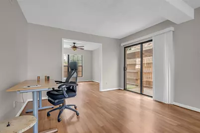 9207 Barr Circle, Houston, TX 77080 - Photo 11