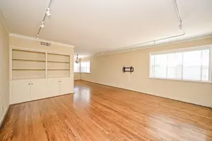 2821 Eastgrove Ln, Houston, TX 77027 - Photo 19