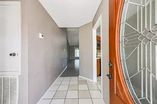 2514 General Colony Dr, Friendswood, TX 77546 - Photo 5