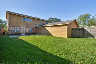 13915 Roundstone Ln, Houston, TX 77015 - Photo 41