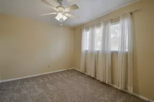 13915 Roundstone Ln, Houston, TX 77015 - Photo 35