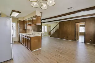 13915 Roundstone Ln, Houston, TX 77015 - Photo 11