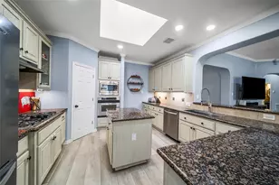 1002 Acorn Ct, Friendswood, TX 77546 - Photo 19