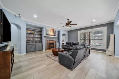 1002 Acorn Court, Friendswood, TX 77546 - Photo 7