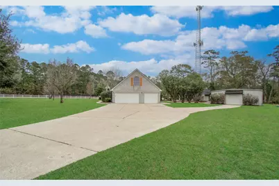 8001 Hills Parkway, Montgomery, TX 77316 - Photo 3