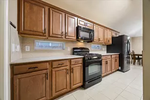 2613 Los Alamos Cir, Deer Park, TX 77536 - Photo 11