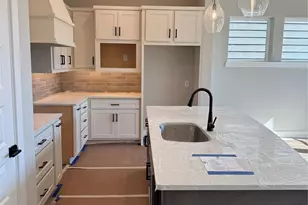 16043 Hayes Pk Dr, Houston, TX 77079 - Photo 5