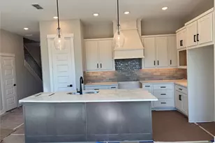 16043 Hayes Pk Dr, Houston, TX 77079 - Photo 7