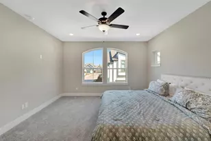 16043 Hayes Pk Dr, Houston, TX 77079 - Photo 31