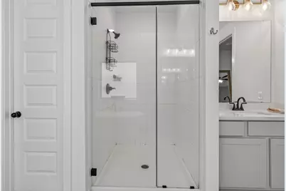 31418 Golden Cliffs Lane, Fulshear, TX 77441 - Photo 25