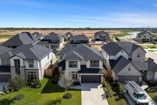 31155 Marlow Mnr Ct, Fulshear, TX 77441 - Photo 3