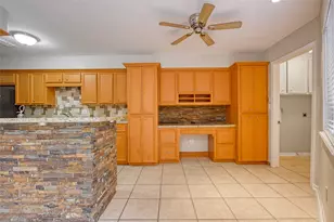 17163 Beaver Springs Dr, Houston, TX 77090 - Photo 7