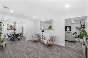 1441 Bingle Rd, Houston, TX 77055 - Photo 9