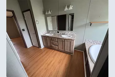 119 S 8th Street, Beasley, TX 77417 - Photo 15