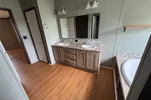 119 S 8th St, Beasley, TX 77417 - Photo 15