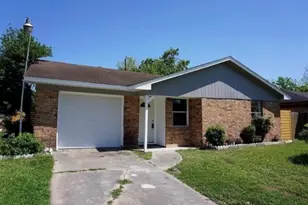 124 W Whitney, Houston, TX 77018 - Photo 1