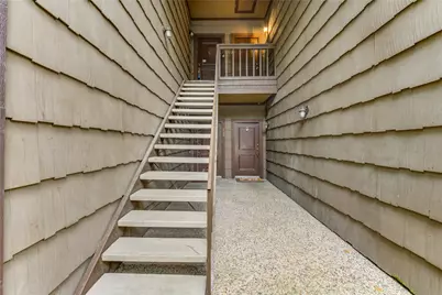 11711 Memorial Drive #534, Houston, TX 77024 - Photo 47