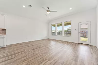 907 Youth Water Road, Montgomery, TX 77316 - Photo 3