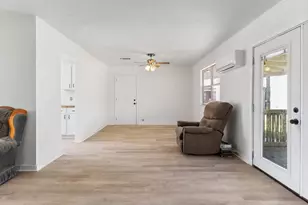 5519 Kincer Rd, Damon, TX 77430 - Photo 7