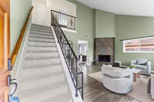 9810 Charter Ridge Dr, Houston, TX 77070 - Photo 3