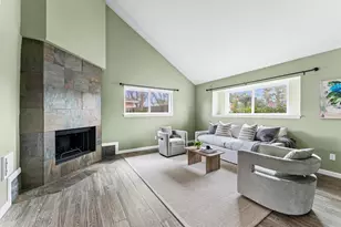 9810 Charter Ridge Dr, Houston, TX 77070 - Photo 5