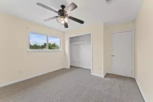 9810 Charter Ridge Dr, Houston, TX 77070 - Photo 19