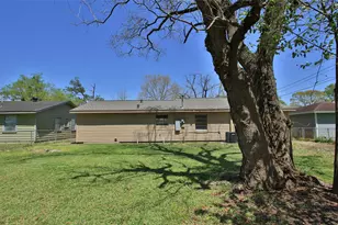 6326 Guadalupe St, Houston, TX 77016 - Photo 31