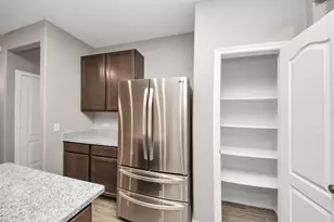 24719 Colony Meadow Trl, Houston, TX 77336 - Photo 13