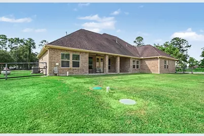 7211 Bayou Timbers Drive, Alvin, TX 77511 - Photo 35