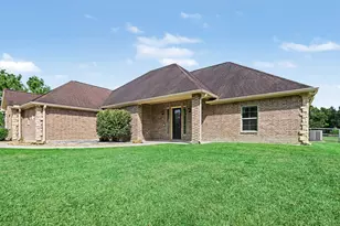 7211 Bayou Timbers Dr, Alvin, TX 77511 - Photo 3