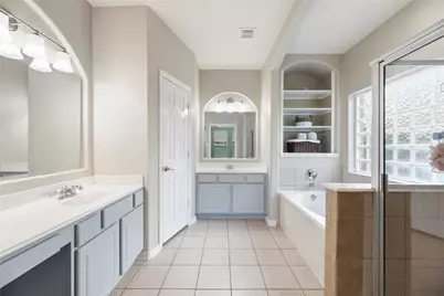 12611 N Raven Shore Drive, Cypress, TX 77433 - Photo 19