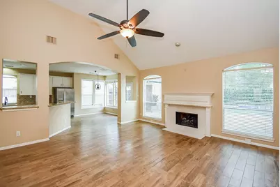 5602 Island Breeze Drive, Houston, TX 77041 - Photo 13