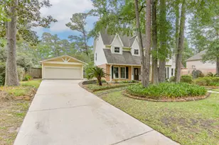 2027 Woodland Valley Dr, Kingwood, TX 77339 - Photo 9