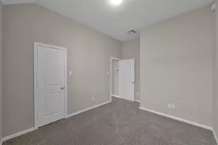 419 Stonebrook Ln, Conroe, TX 77304 - Photo 17