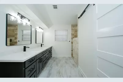 10302 Great Plains Lane, Houston, TX 77064 - Photo 23