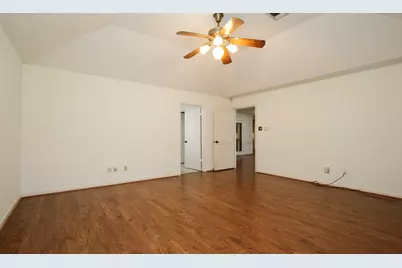 10302 Great Plains Lane, Houston, TX 77064 - Photo 21