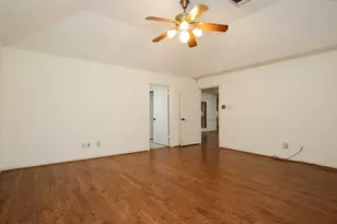 10302 Great Plains Ln, Houston, TX 77064 - Photo 21