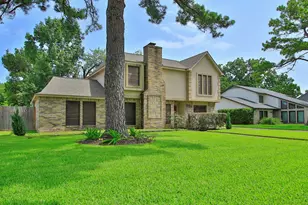 10302 Great Plains Ln, Houston, TX 77064 - Photo 3