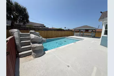 5525 Swan Drive, Galveston, TX 77551 - Photo 39